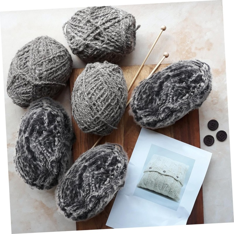jojofuny Faux Fur Chunky Yarn for Crocheting and Knitting Durable