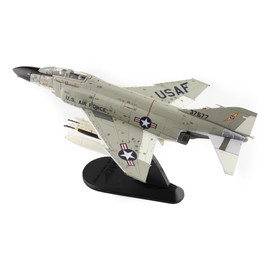 Hobby Master | 1:72 Scale Diecast Military Aircraft Replica | F-4C Phantom II, 64-0676, 45th TFS, Ubon, Thailand, 1965 | Model HA19062