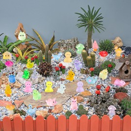LIINWNIRS 136 PCS Mini Resin Animals Luminous Doll Glow in The Dark Resin Animals Variety Pack for Garden Micro Landscape Aquarium Potted Dollhouse Decor