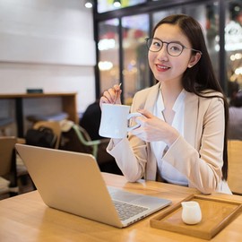 [Soarea] 老眼鏡 遠近両用 メンズ レディース 軽量 累進多焦点レンズ ブルーライトカット UVカット メガネ TR90 フレーム 男女兼用 老眼鏡父の日