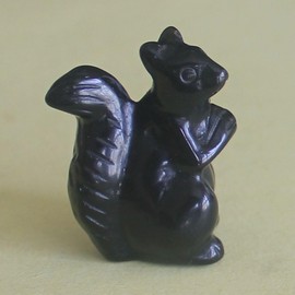 HLbshi 2pc Mini Hand Carved Gemstone Crystal Squirrel Figurine Animal Carving Statue Office Home Decor Pocket Stone 30mm (Black Obsidian)