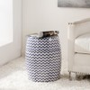 SAFAVIEH Home Collection Salana Chevron White & Navy Ceramic 18-inch
