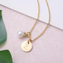 Initial Z Necklaces for Cheerleader, Pearl Necklace Gifts for Cheerleading Squad, Birthday Christmas Graduation Gift for Cheer Leaders, Cheer Captain Jewelry, Gold