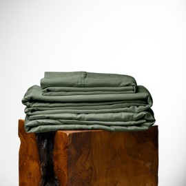 Olive + Crate Eucalyptus Sheets Set – Cooling Sheets for Hot Sleepers – 100% Organic Tencel Lyocell – Full Size – Hypoallergenic, Moisture-Wicking – Deep Pockets – Soft, Durable 54" x 75" [Moss]