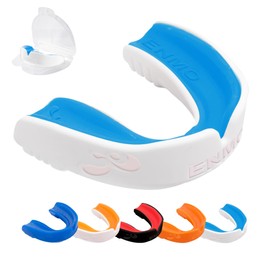 Enmo Maxilla Gel Gum Shield - Adult & Junior 10+ Mouth Guard with Case for Rugby, Boxing, Hockey and Contact Sports - Mouthguard with Boil & Bite, Breathing Channel Tech, Dual Layer - White/Blue