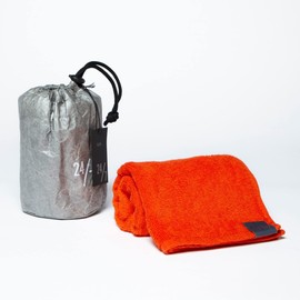 Growing Towel "24/7" 12.6 x 35.0 inches (32 x 89 cm) (Dye-dye (towel + stuff bag S))