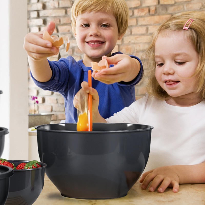 5-Piece Plastic Mixing Bowls with Lids Set for Kitchen, Nesting