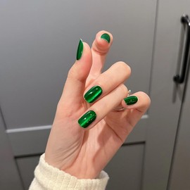Green Press on Nails Short Square Fake Nails Shiny Cat Eye False Nails with Chrome Designs Green Glitter Glossy Glue on Nails Full Cover Acrylic Stick on Nails for Women and Girls Manicure Kit 24Pcs