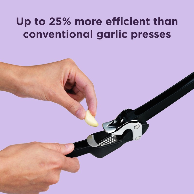 Chef'n FreshForce Garlic Press, Handheld Manual Garlic Crusher, Stainless Steel