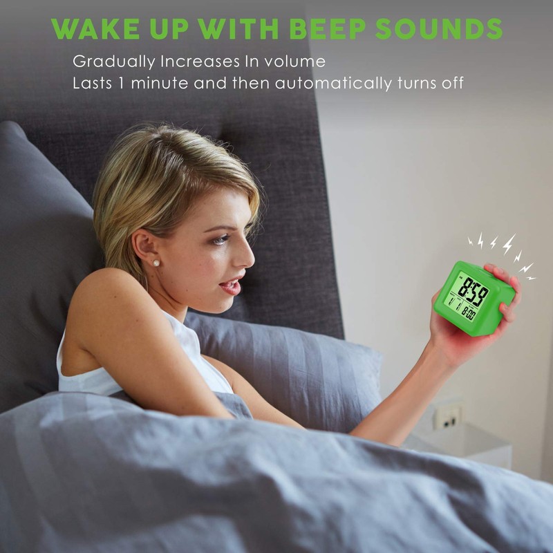 Plumeet Digital Alarm Clock Kids with Snooze and Nightlight -