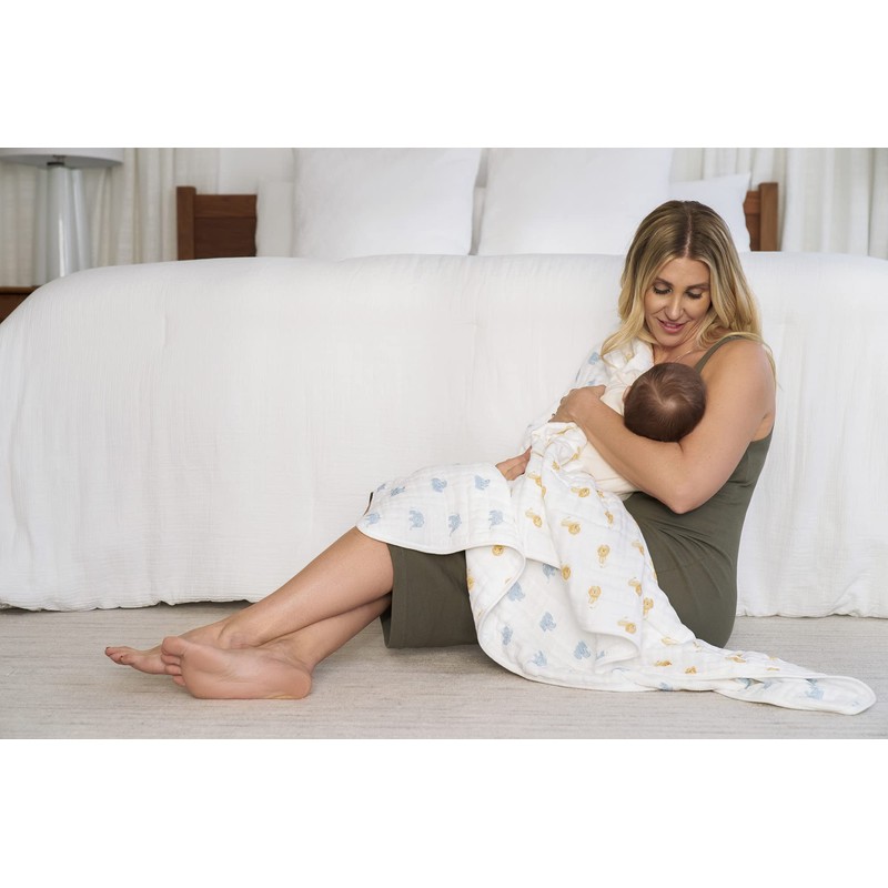 Aiden & Anay ADBO10003 Animal Kingdom-hello elephants Baby Blanket