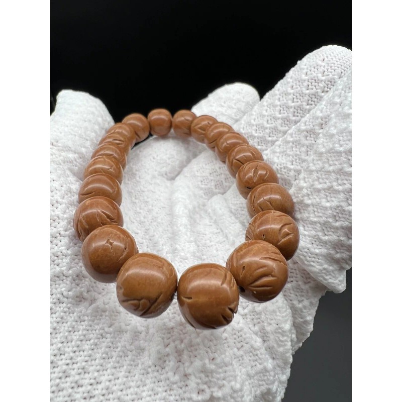 11×10.5mm dragon patterned peach pit bracelet 10mm