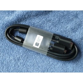 Unbranded 6-Foot VGA to VGA Cable [VGA-Male to VGA-Male]