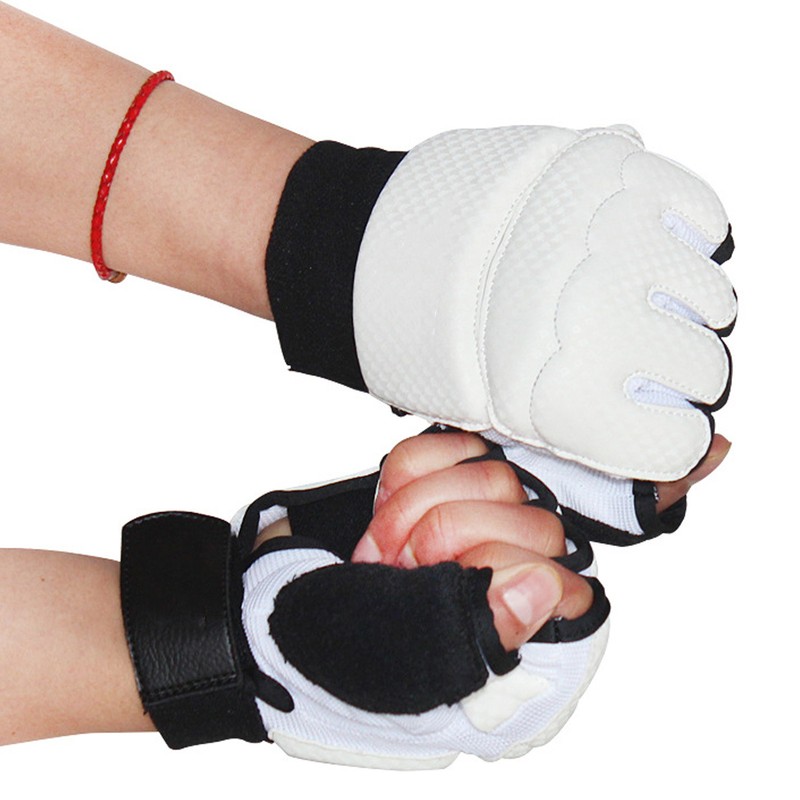 1 Pair Taekwondo Gloves Breathable Elastic Half Finger Kickboxing Boxing
