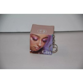 MGA Entertainment Who's That Girl Mini Makeup Keychain Mystery Pack Blind Box