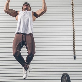 ZUEVI Men's Muscular Cut Open Sides Bodybuilding Tank Top Gym Workout Stringer T-Shirt (White-L)