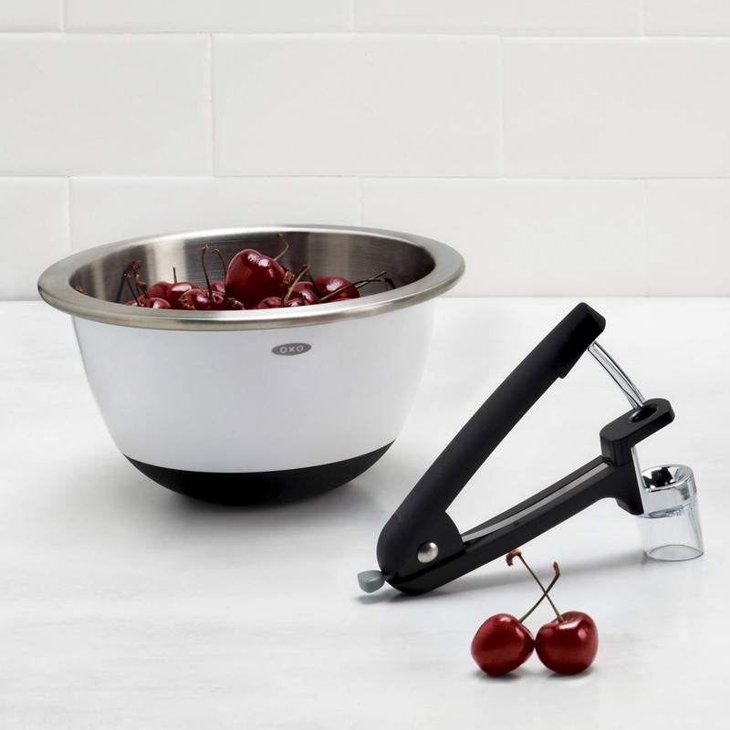 OXO 1071851 Stainless Steel Mixing Bowl (Small), White
