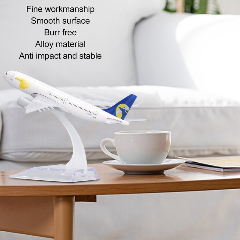 Alloy 767 Airplane Model Alloy Simulated Exquisite Airliner Model Toy