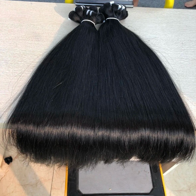 Unprocessed Cuticle Aligned Raw Vietnamese Wavy Human Hair Bundles for