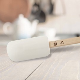 Dr. Oetker Teigschaber, Teigspachtel mit Holzgriff, hochwertige Spatel, Schaber zum Verstreichen und Ausschaben (Maße ca.: 28 cm x 5,5 cm), Menge: 1 Stück