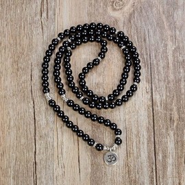 Yoga Symbol 8mm Mala Beads Bracelet 108 Spiritual Necklace Meditation Accessories Jewelry for Women Men Gifts (Black Onyx)