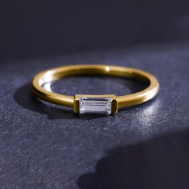 KIFUTENG Gold Birthstone Rings for Women Non Tarnish Stackable Rings Dainty 14K Gold Plated 925 Sterling Silver CZ Emerald Green Ruby Garnet Colorful Gemstone Rings Jewelry Birthday Gifts for Mom,