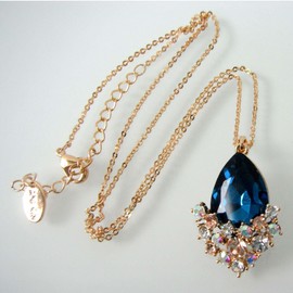 Navachi Collar con colgante de circonita multicolor chapada en oro de 18 quilates, 40,6 cm + 5 cm, circonita