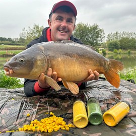 Fjuka Sensate Powder Yellow | Instant bait boost | For maggots, pellets, meat, corn, boilies