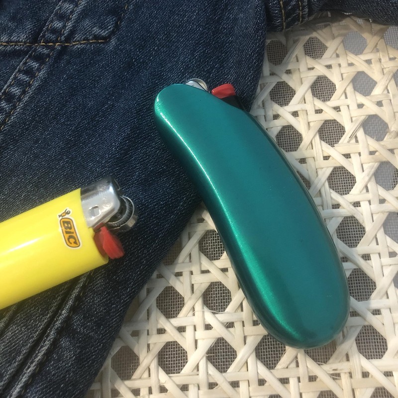 Metal Lighter Case Compatible BIC Lighter Standard Lighter Cover Holder