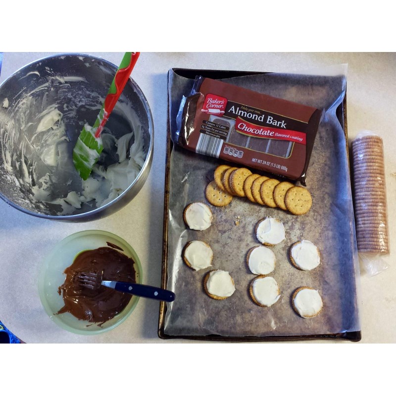 Baker's Corner Almond Bark Vanilla + Chocolate, 24oz