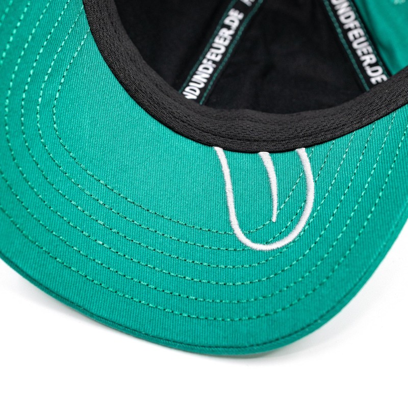 Hand und Feuer Snapback Cap Children's Naughty Badger, Green
