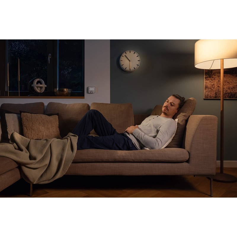 Bosch Smart Home Room Thermostat II for Controlling Smart Radiator