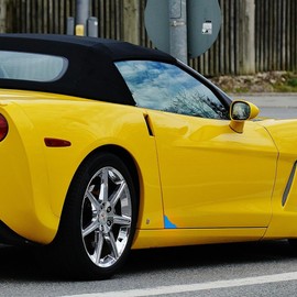 JNNJ Pack of 4 Reflective Stickers for Car Door Edges, Car Waterproof Reflective Sticker Corner Guard Protection, Car Door Corner Sticker with Reflective Material in Diamond Quality (Blue)