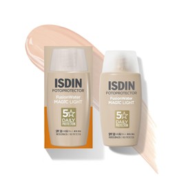 ISDIN Fotoprotector Fusion Water Color Light SPF 50, Protector Solar Facial Uso Diario, Textura Ultraligera, 50ml
