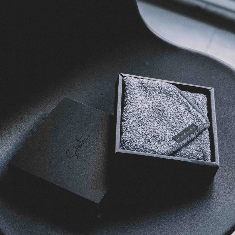 Growing Towel "MARQUE" Handkerchief Towel (Sable (Smoke Gray))