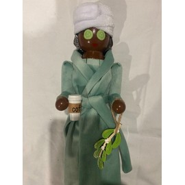Nutcracker 14" Spa Lady African American
