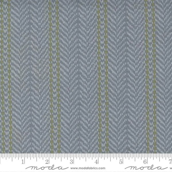 Moda Flannel Yuletide Gatherings Sleigh 49141 16F #1 Gray W