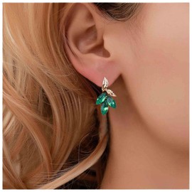 Yheakne Vintage Emerald Drop Earrings Emerald Crystal Leaf Earrings Cz Green Rhinestone Leaf Dangle Earrings Bridal Emerald Leaf Earrings Jewelry for Women and Girls
