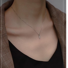 Wendalern Boho Crystal Bar Choker Necklaces Geometric Bar Chain Necklaces Gold Diamond Stick Pendant Necklaces Vintage Thin Clavicle Necklace Jewellery for Women and Girls