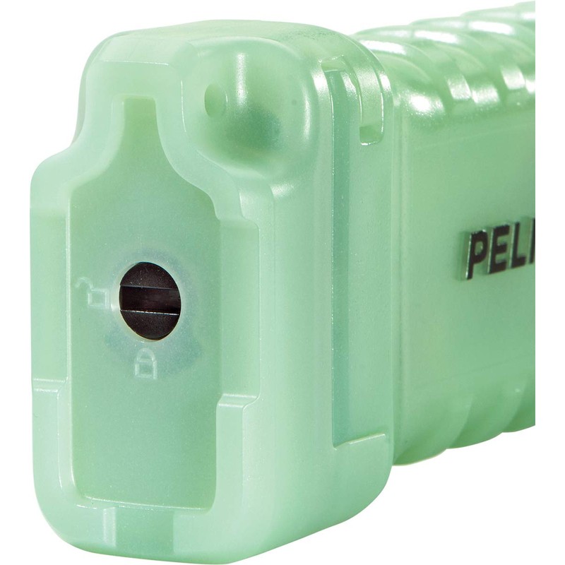 Pelican 3410 Right Angle LED Flashlight with Magnetic Clip (Photo