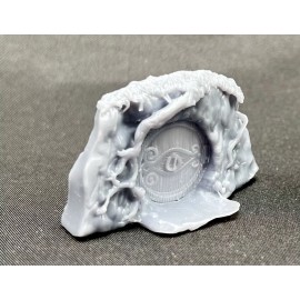 Unpainted Mini The Hobbit Hole Display Stand Bilbo’s Door Miniature Rankin Bass