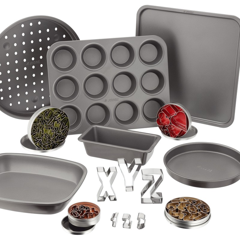 Judge JB14 Non-Stick Mini Cupcake or Muffin Tin with 12
