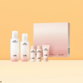 Hanyul Red Rice Moisturizing Elasticity Skin Lotion Basic 2-Piece Set 1 Latest Product / 한율 빨간쌀 보습탄력 스킨 로션 기초 2종세트 최신상 1개