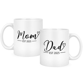 Cabtnca New Mom Dad Gifts, New Parents Gifts for Couples, Mom and Dad Gifts, Mom And Dad Mugs Est 2025, Pregnancy Announcement Gifts for Expecting Parents, First Time Mom Dad Gifts, 11 Oz