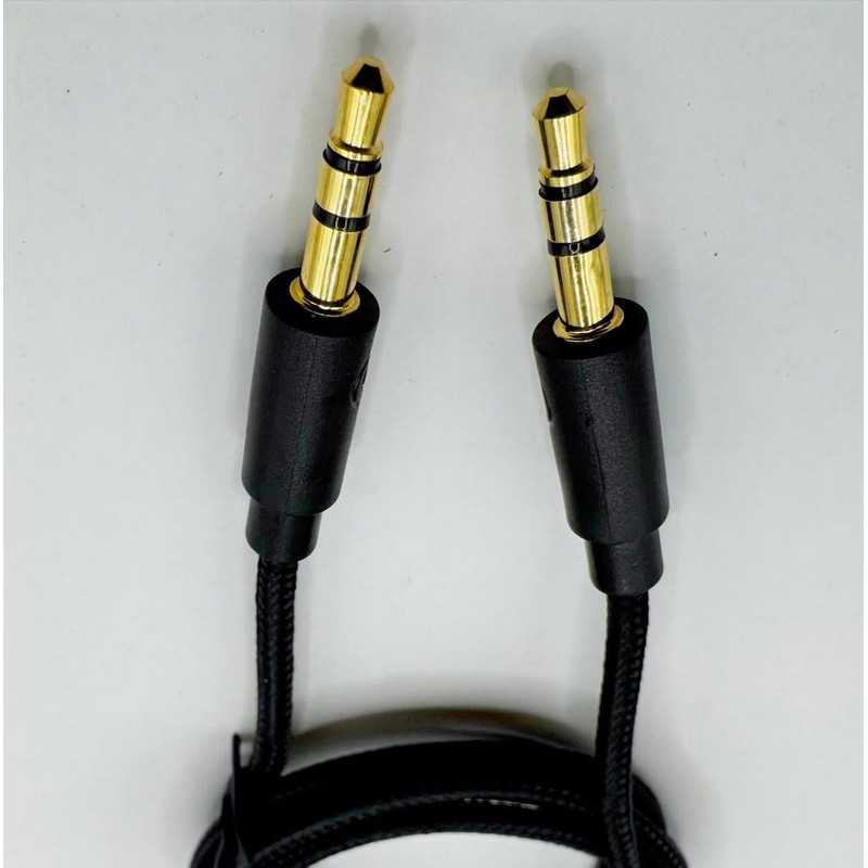 LockMingle Premium AUX Lead 1m – Strong Braided 3.5mm Stereo