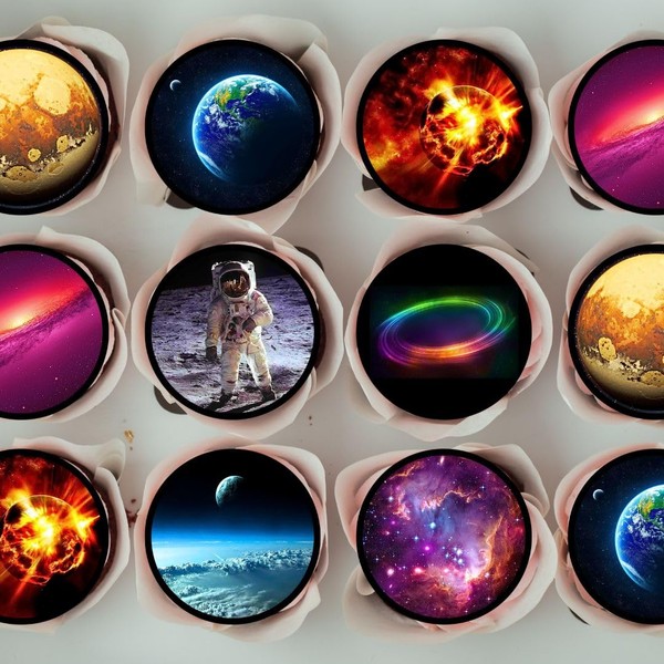 Space Edible Cupcake Toppers – Planets, Galaxies & Astronaut Designs
