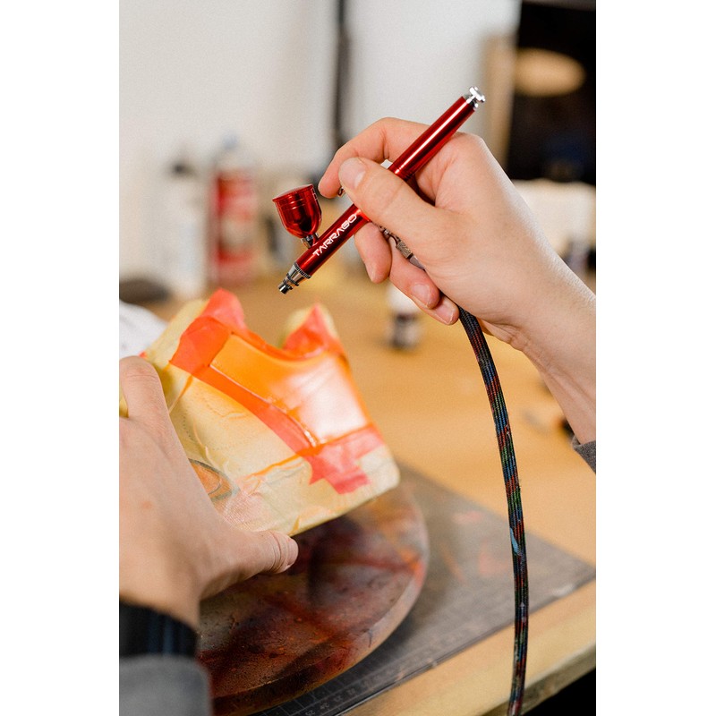 Tarrago Airbrush for personalising sneakers and accessories | Recommended for