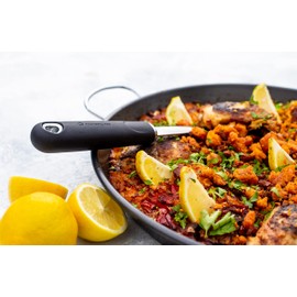 KitchenCraft World of Flavours Paella Pan, Non Stick Pan for Paella Rice and Paella Seasoning, Carbon Steel, 32 cm (13''), Black
