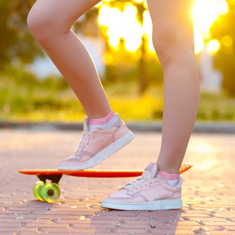 OUYJIA Womens White Bamboo Ankle Socks for Women 4-7, Breathable