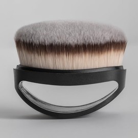 All Over Brush – Brocha ovalada multiusos para base, blush o contorno en crema | Fibras sintéticas ultrasuaves | Brocha de maquillaje multiusos